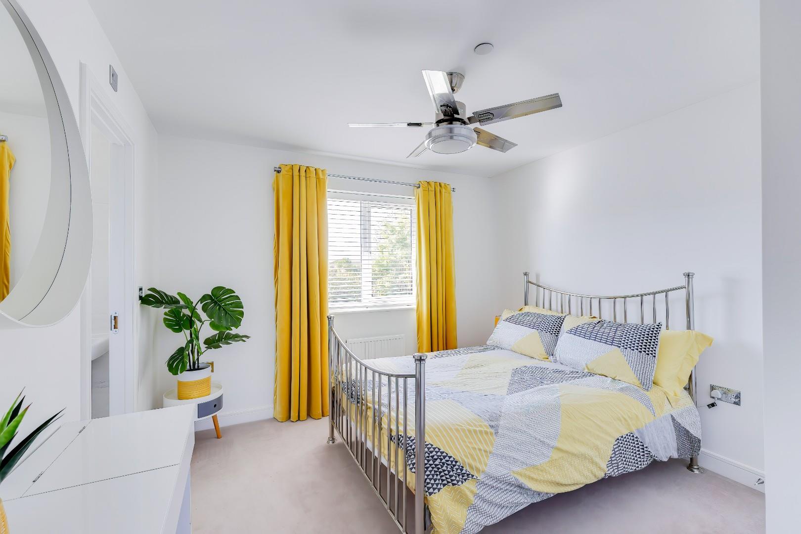 38 Melrose Walk, Sully, CF64 5WD